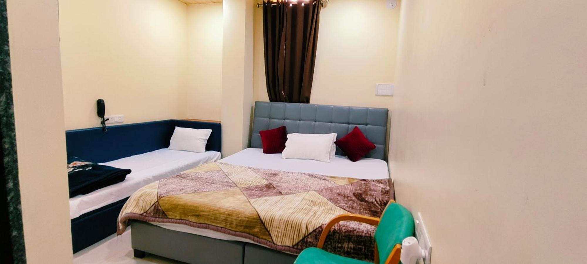 Shri Shiv Ganga Bhakt Niwas Otel Ujjain Dış mekan fotoğraf