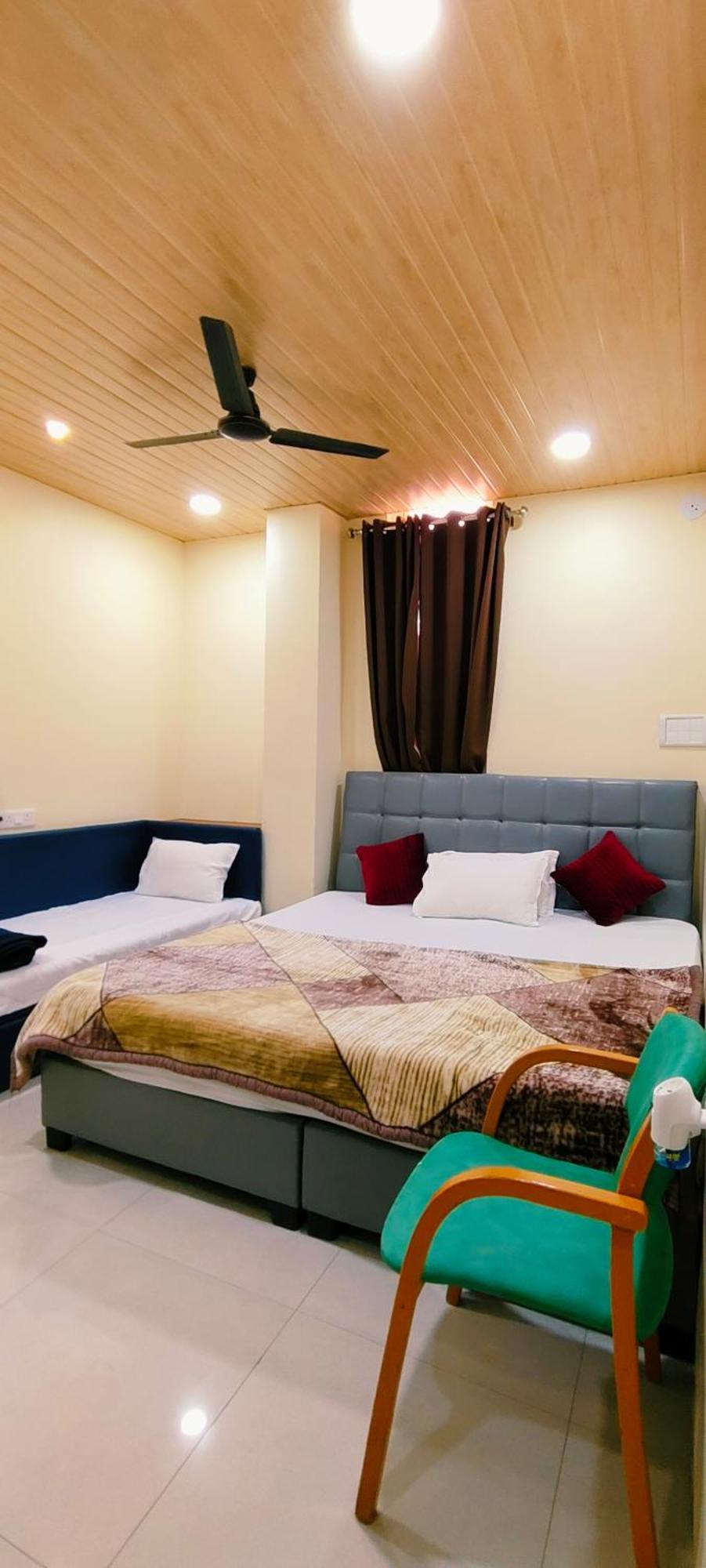 Shri Shiv Ganga Bhakt Niwas Otel Ujjain Dış mekan fotoğraf